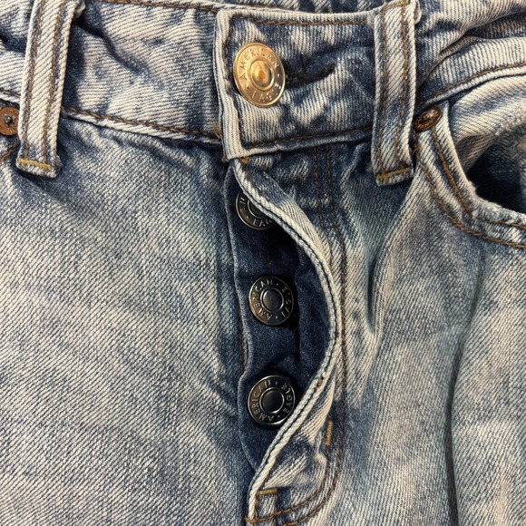 ๐ American Eagle Tomgirl Jeans Women's 4 Reg ๐ Distressed Relaxed Fit Denim - Picture 6 of 7